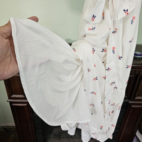 BloomChic Ditsy Floral Pocket Belted Keyhole Neck Flutter Tank Dress Size 12 - Picture 8 of 9